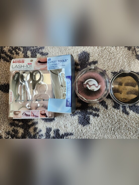 Maybelline Other - 4pc Eyelash Bundle